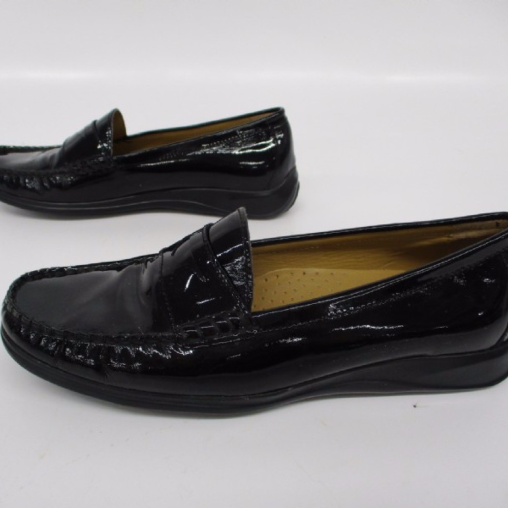 Cole Haan - Patent Leather Trillby Driver Loafer 7